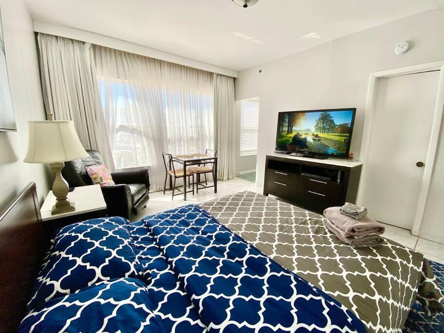 Apartment Right On The Beach! ไมอามีบีช ภายนอก รูปภาพ